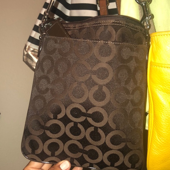 Coach crossbody purse - Picture 3 of 3